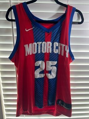 Nike Red & Blue Detroit Pistons Motor City Basketball Jersey - #25 D Rose